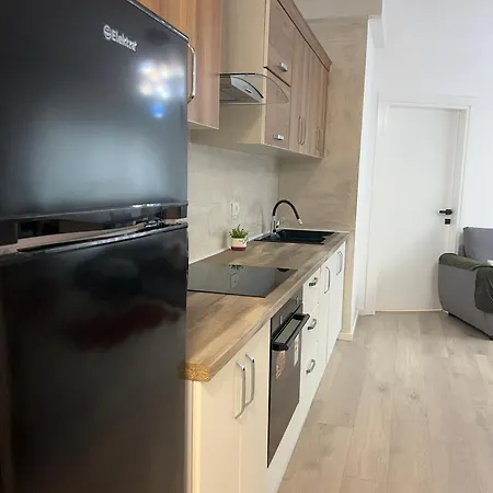 Al Apartament Tiran